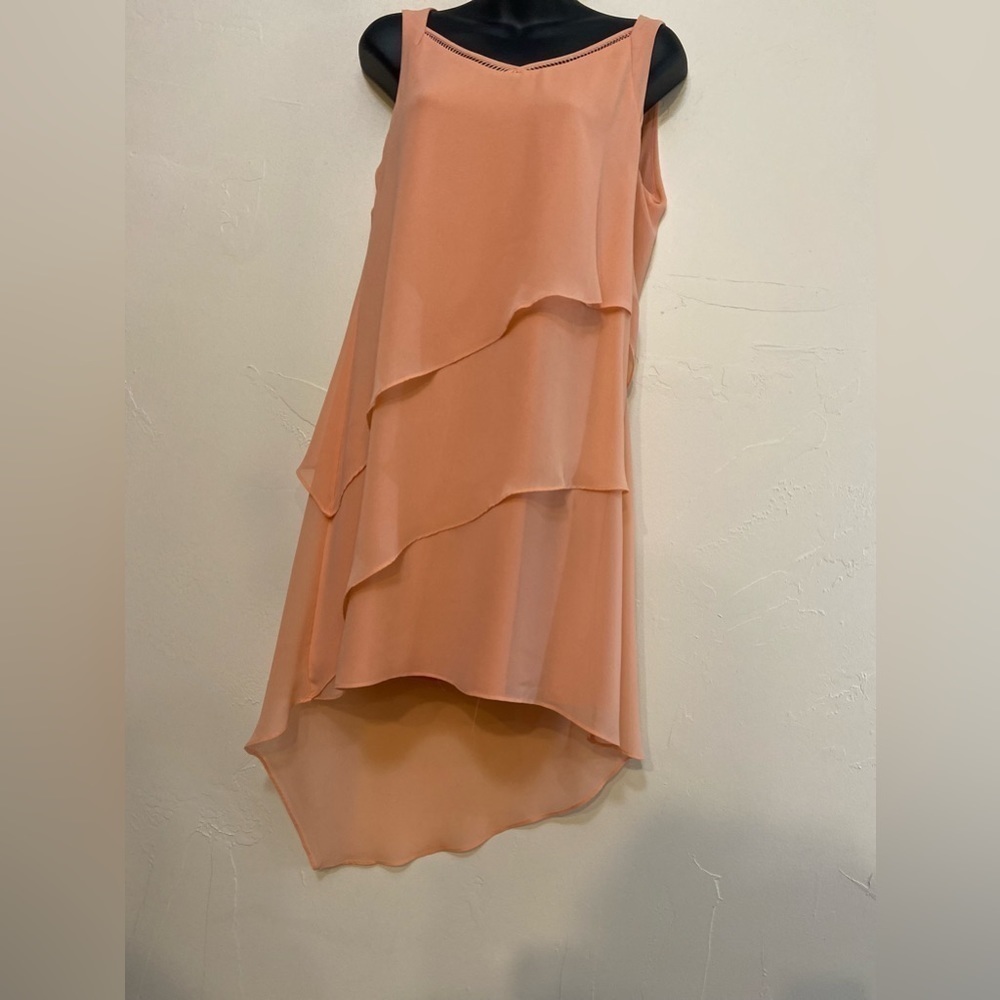 White House Black Market~Light Peach Layered Dress~High-Low~Sleeveless~Size 6